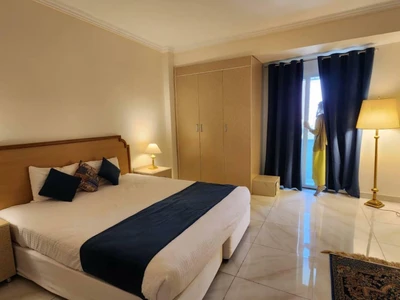 Hormoz Hotel
