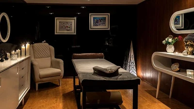 Espinas International Hotel