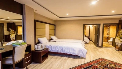 Arta Hotel