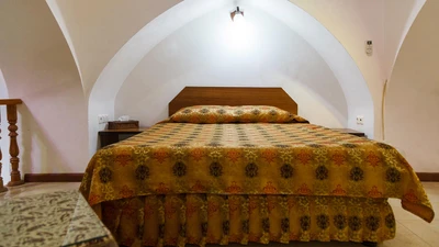 Mozaffar Traditional Hotel