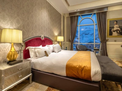 Espinas International Hotel