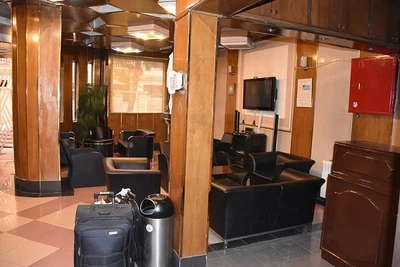 Avrin Hotel