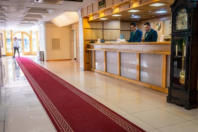 Gostaresh Hotel