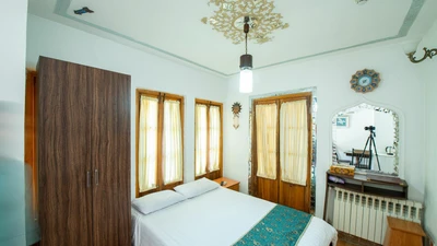 Sunrise Traditional Hotel
