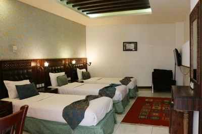Vakil Hotel