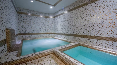 Niayesh Hotel