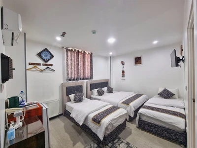 Simorgh Hotel