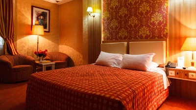 Parsian Ali-Qapu Hotel