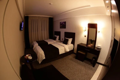 Javaher Shargh Hotel