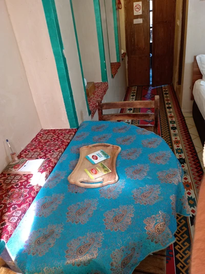 Mahmonir Traditional Hotel