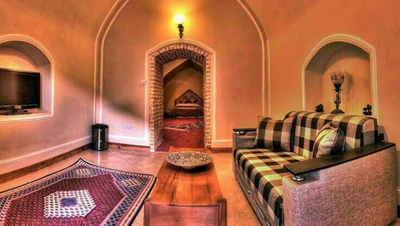 Laleh Bisotun Hotel
