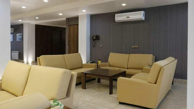 Kerman Hezār Hotel