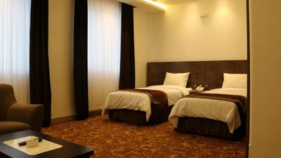 Abrishami Hotel