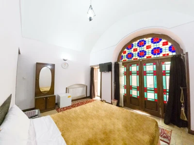 Rose Traditional Hotel
