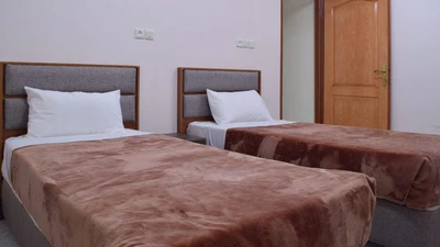 Qeshm Kavan Hotel
