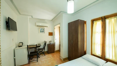 Sunrise Traditional Hotel