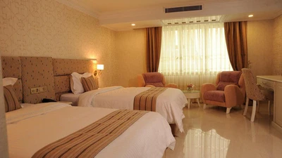 Simorgh Hotel