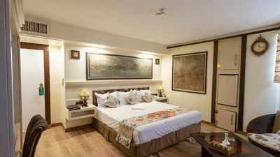 Venus Hotel