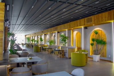 Chaharbagh Hotel