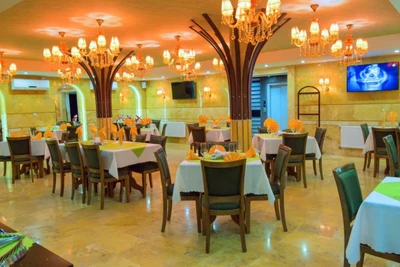 Sadra Hotel