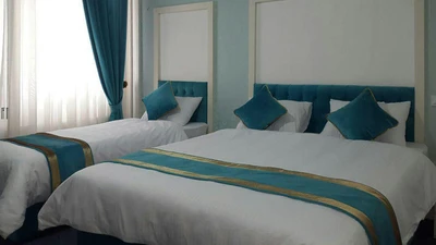 Sadra Hotel