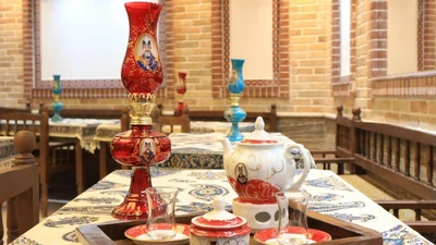 Bahar Narenj Hafez Hotel