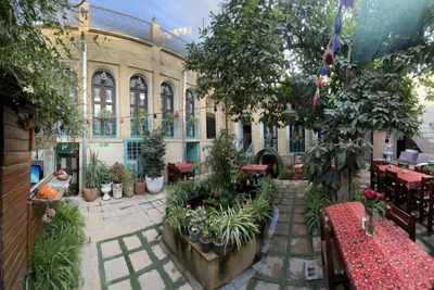 Toranjestan House