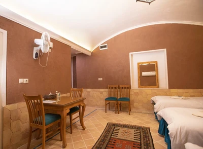 Baba Afzal Hotel