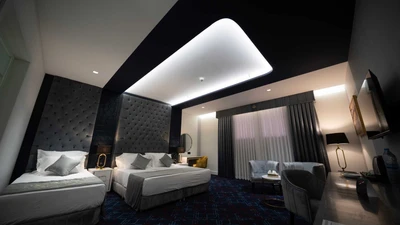 Chaharbagh Hotel