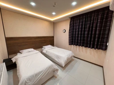 Bashir A.P.T hotel