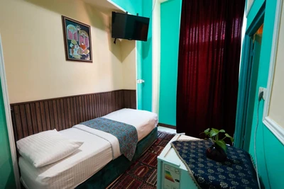 Hatef Traditional Guesthouse