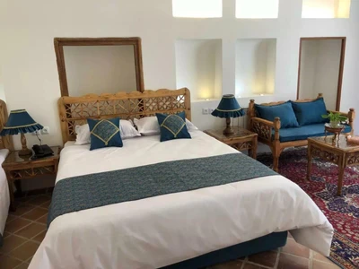 Arghavan Traditional Hotel