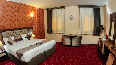 Parsia Grand Hotel