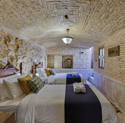 Saharkhizan Boutique Hotel