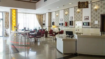 Khorshid Taban Hotel