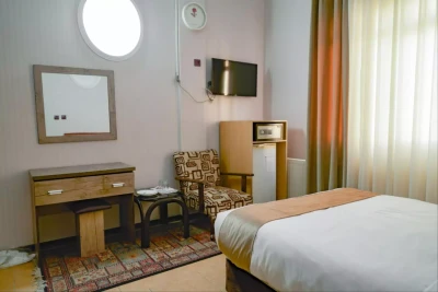 Arman Hotel