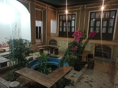 Shakheh Nabat Hostel