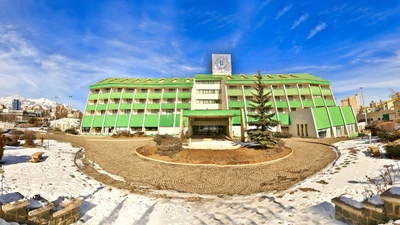 Laleh Hotel