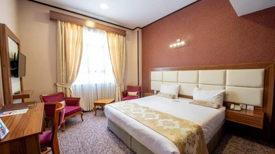 Beyn Ol-Harameyn Hotel