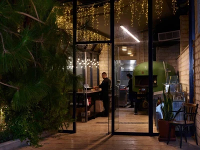 Zandiyeh Hotel