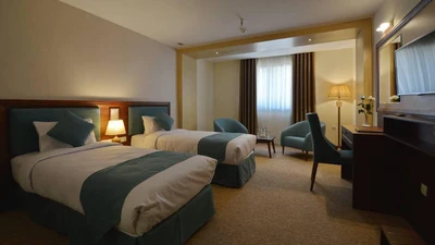 Shirazis Hotel