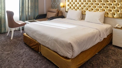Khajoo Hotel