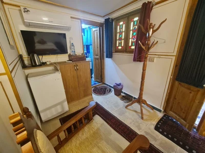 Hotel Tavousiyeh