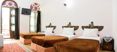 Rose Traditional Hotel