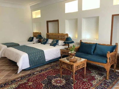 Arghavan Traditional  Hotel