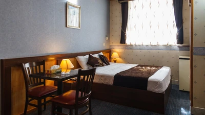 Setareh Hotel