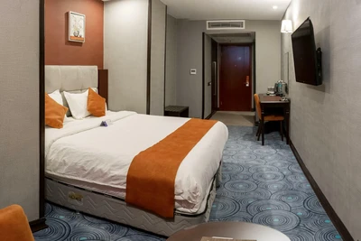 Avina Hotel