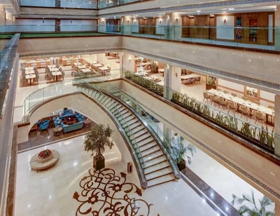 Khursheed-e-Hashtom Rauf Kowsar Hotel