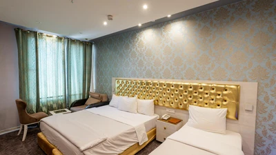 Khajoo Hotel