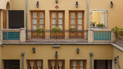 Sunrise Traditional Hotel